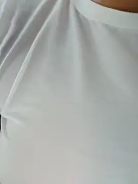 Snapshot of anaesca chatting on 09.11.25 anaesca online show from 09.11.25