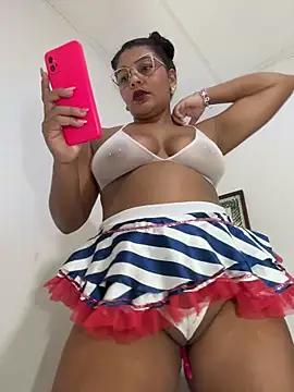 Snapshot of anaesca chatting on 10.17.25 anaesca online show from 10.17.25