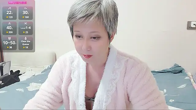 Snapshot of majlee2024 chatting on 12.06.24 majlee2024 online show from 12.06.24