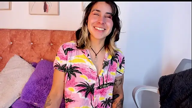 riley colors online show from 03.11.25