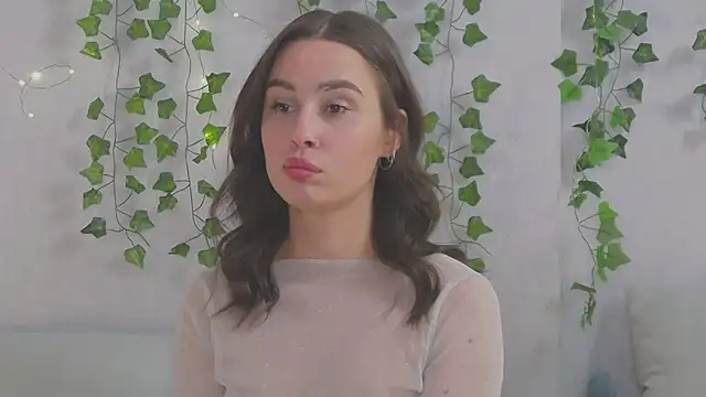 MiaNell online show from 03.16.25