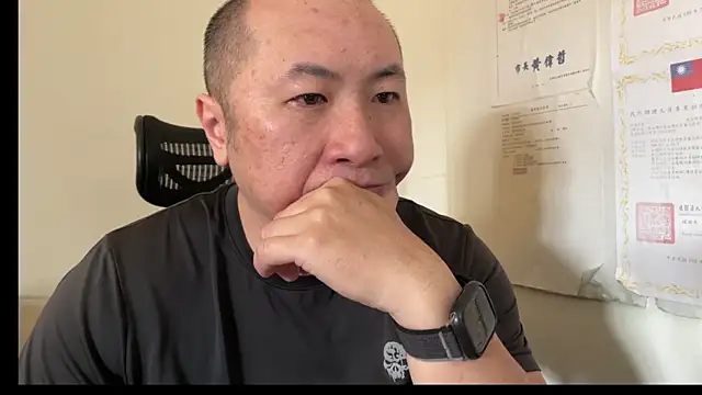 Snapshot of chih515 chatting on 03.11.25 chih515 online show from 03.11.25