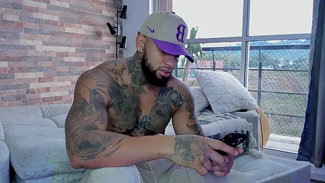 Snapshot of zaiin_diesel chatting on 01.13.25 zaiin diesel online show from 01.13.25