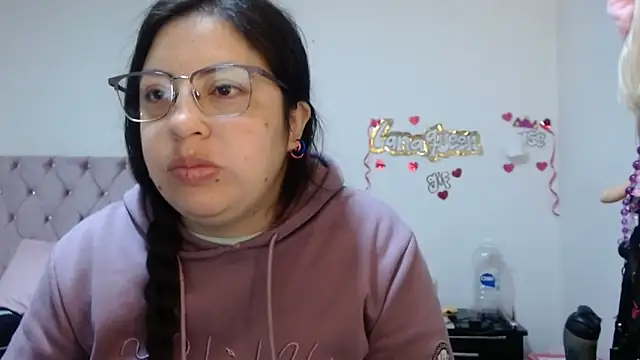 lanaqueen699 online show from 04.17.26