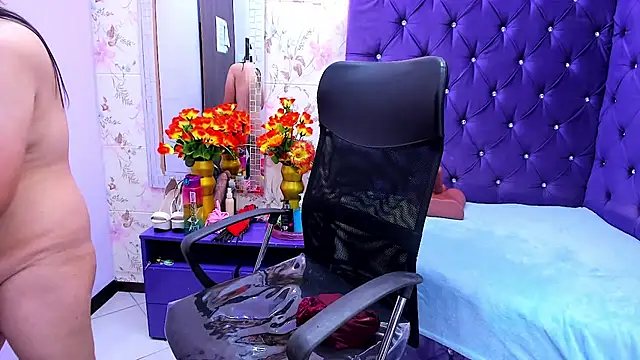 NaomyPrinces online show from 07.18.26