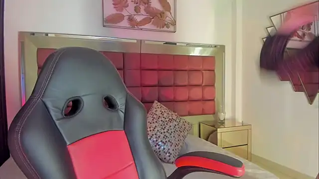 Snapshot of ShegoBlake chatting on 11.22.25 ShegoBlake online show from 11.22.25