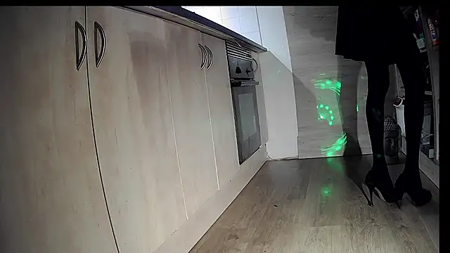 FLakiReve online show from 11.14.25