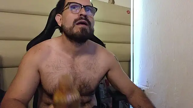 Snapshot of SbasTone_Muscle chatting on 01.09.26 SbasTone Muscle online show from 01.09.26