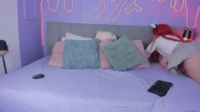 Mai higurashi online show from 12.17.25