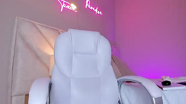  angela x online show from 02.20.25