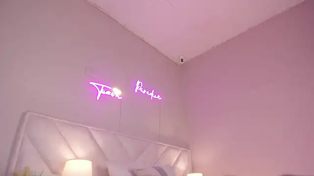 Snapshot of _angela_x chatting on 01.17.26 angela x online show from 01.17.26