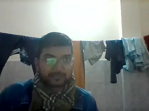 Snapshot of bigvorn6 chatting on 12.16.25 bigvorn6 online show from 12.16.25