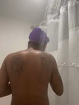 Snapshot of PrettyGal_Tingz chatting on 02.17.25 PrettyGal Tingz online show from 02.17.25