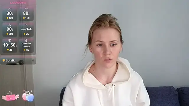 Snapshot of IsabelAllen chatting on 02.25.25 IsabelAllen online show from 02.25.25