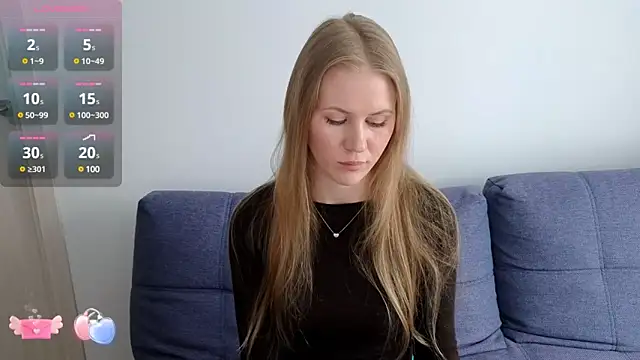 Snapshot of IsabelAllen chatting on 02.27.25 IsabelAllen online show from 02.27.25