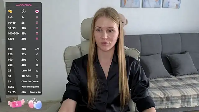 Snapshot of IsabelAllen chatting on 03.11.26 IsabelAllen online show from 03.11.26