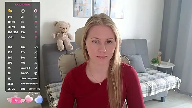 Snapshot of IsabelAllen chatting on 03.30.26 IsabelAllen online show from 03.30.26