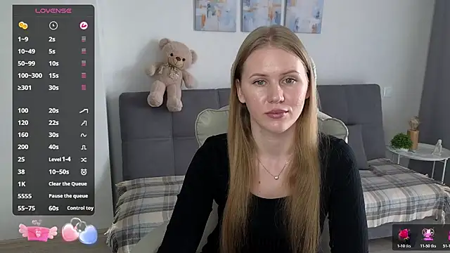 Snapshot of IsabelAllen chatting on 03.31.26 IsabelAllen online show from 03.31.26