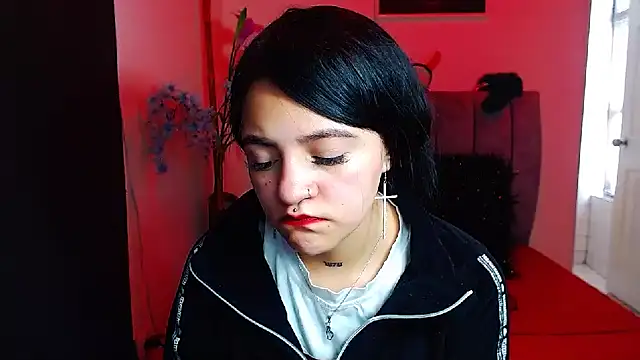 Violettasquirt online show from 09.22.25