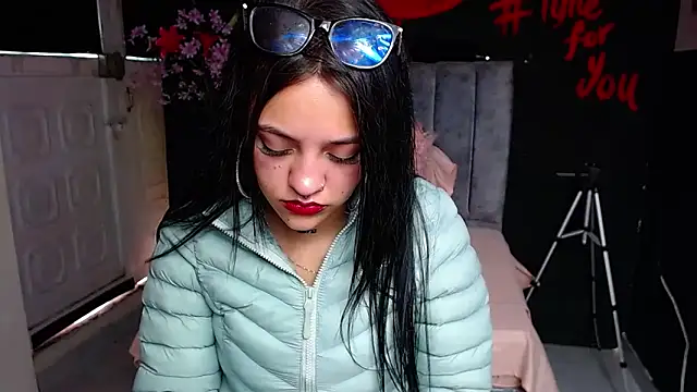 Violettasquirt online show from 03.02.26