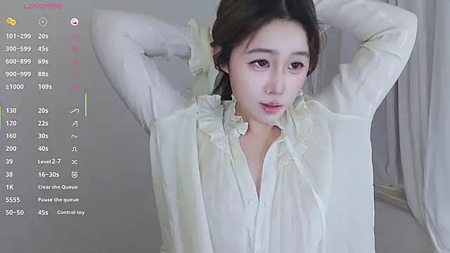 Hazel-11 online show from 03.18.25