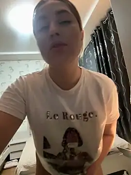 KisssAmmeli online show from 11.19.25