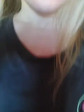 Linda 999 online show from 01.15.25