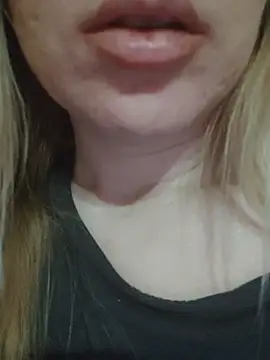 Linda 999 online show from 01.15.25