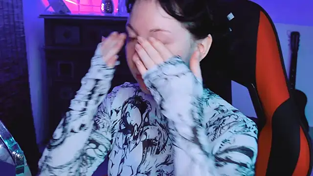 Snapshot of NancyMartinez chatting on 09.23.25 NancyMartinez online show from 09.23.25