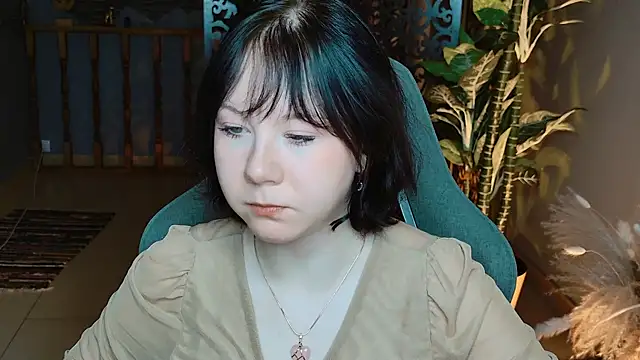 Snapshot of NancyMartinez chatting on 11.19.25 NancyMartinez online show from 11.19.25