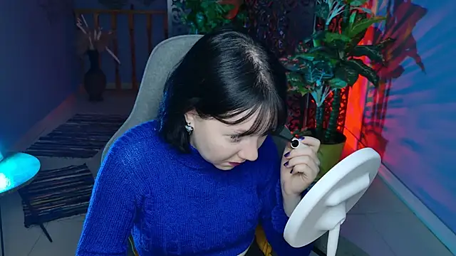 Snapshot of NancyMartinez chatting on 12.04.25 NancyMartinez online show from 12.04.25