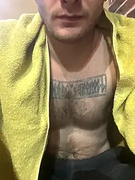 red red00 online show from 11.02.25