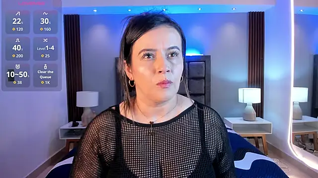 Susann Ross online show from 09.15.25