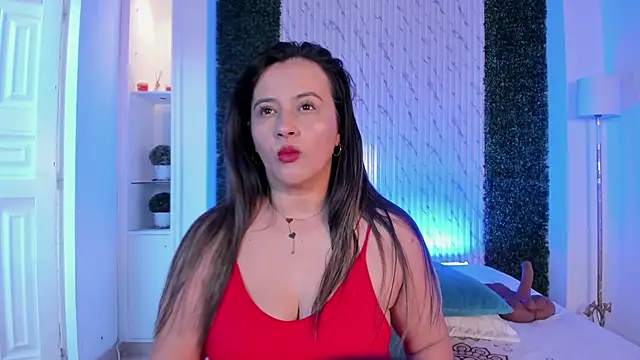 Susann Ross online show from 09.21.25