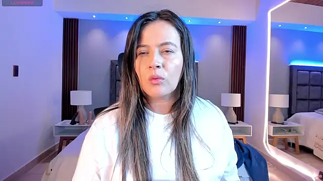 Susann Ross online show from 10.05.25