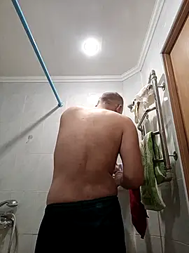 Pineapple04 online show from 12.14.25