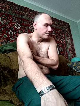 Pineapple04 online show from 12.21.25