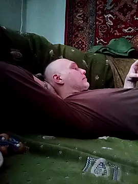 Pineapple04 online show from 02.19.26