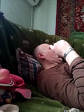 Pineapple04 online show from 02.26.26