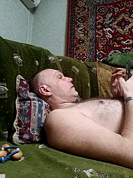 Pineapple04 online show from 02.28.26