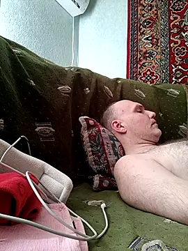 Pineapple04 online show from 04.06.26