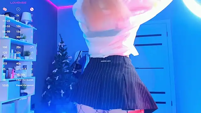 aneta alisha online show from 02.28.25