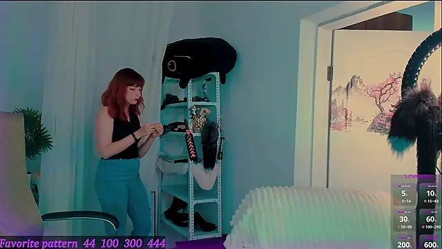 Toxic Ellies online show from 05.17.26