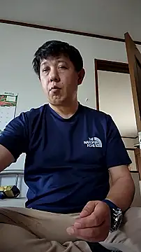 Snapshot of 07YUKIO chatting on 05.16.26 07YUKIO online show from 05.16.26