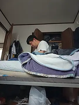 Snapshot of 07YUKIO chatting on 05.25.26 07YUKIO online show from 05.25.26