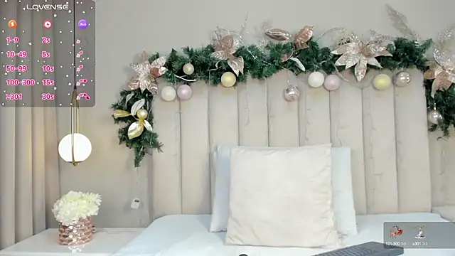 Snapshot of atenea_roberts chatting on 12.18.24 atenea roberts online show from 12.18.24