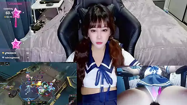 Snapshot of Angelababy001 chatting on 12.08.24 Angelababy001 online show from 12.08.24