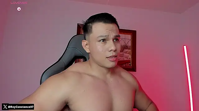 Snapshot of RoyConstance chatting on 01.06.26 RoyConstance online show from 01.06.26