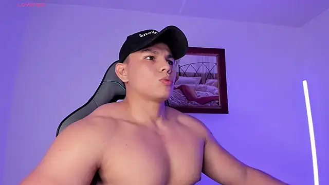 Snapshot of RoyConstance chatting on 01.16.26 RoyConstance online show from 01.16.26