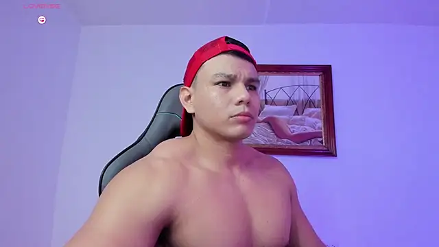 Snapshot of RoyConstance chatting on 02.15.26 RoyConstance online show from 02.15.26